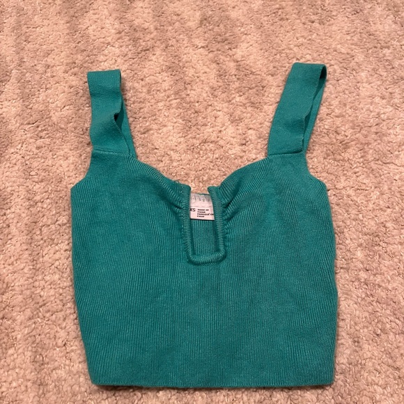 Tank - Picture 1 of 2